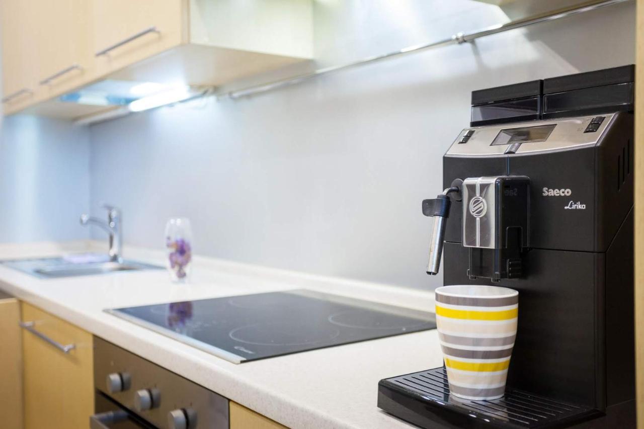 Navit Apartments With Breakfast, Near The Railway Station, The City Center And The Park Kyiv Exterior foto